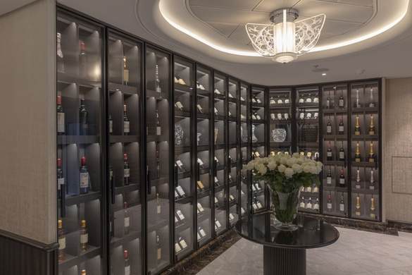 Silversea Silver Nova - La Dame 1, ©Silversea Cruises Ltd.jpg